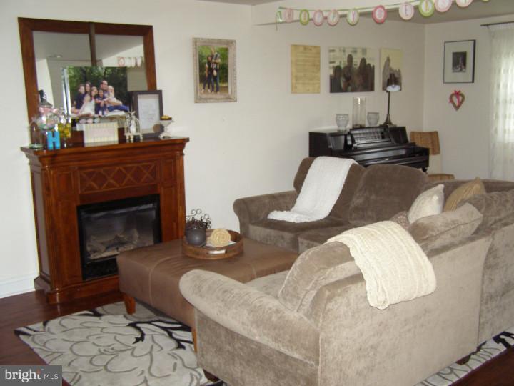 300 Upper Valley Road North Wales, PA 19454 - Photo 6 of 16 Gallery Image 6