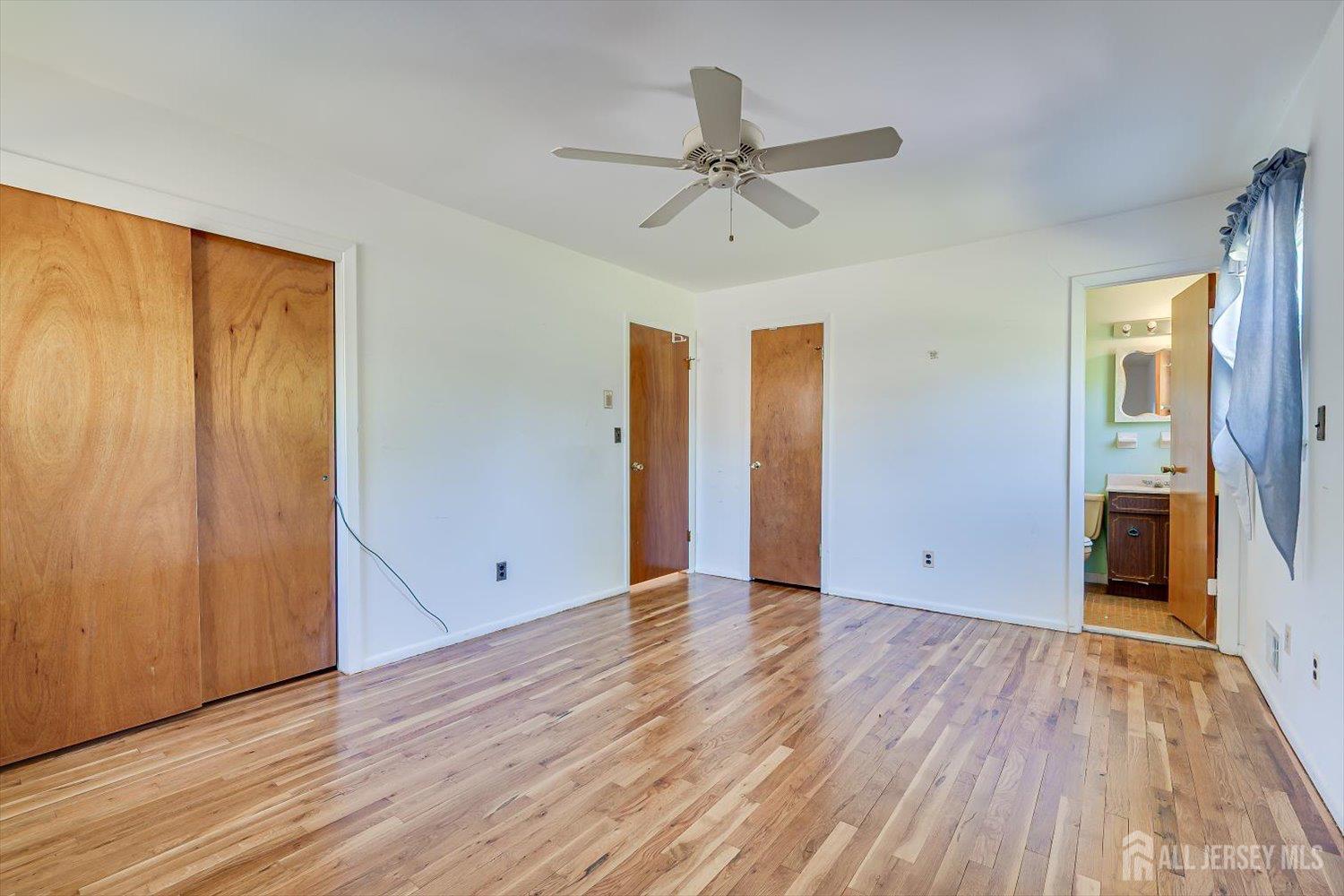 9 Annette Drive Edison, NJ 08820 - Photo 21 of 35