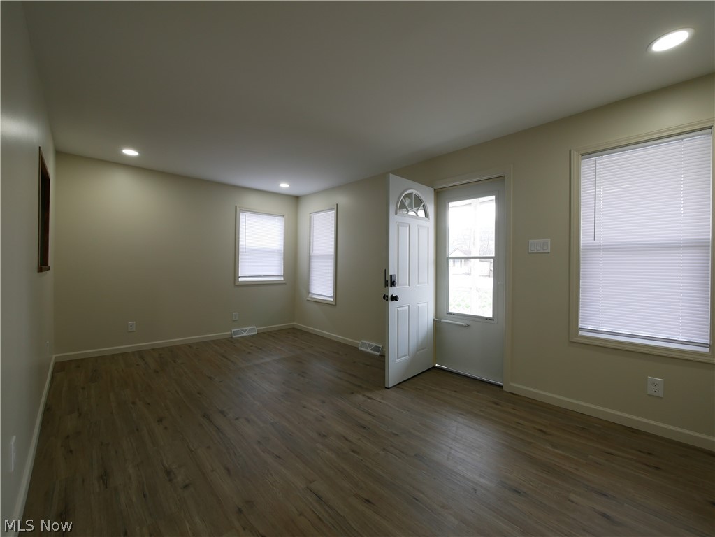 2404 Main Street Wellsburg, WV 26070 - Photo 6 of 20