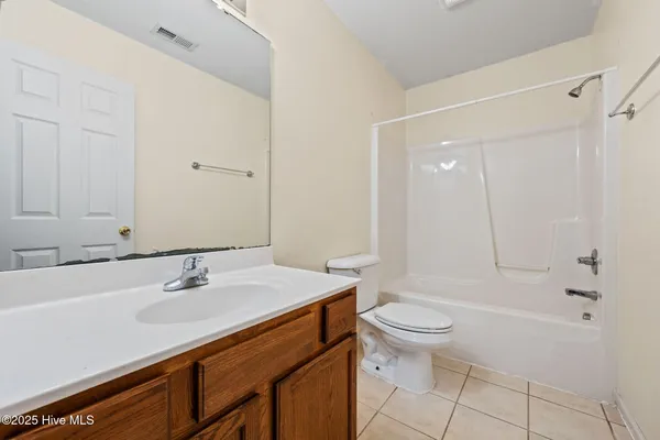$1,850 | 230 Dartmoor Trail, Jacksonville, NC 28540