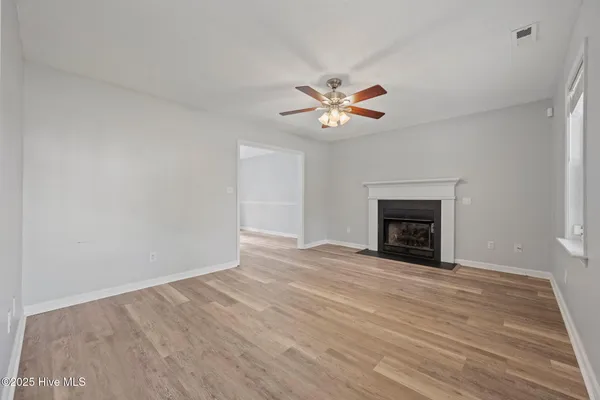 $1,850 | 230 Dartmoor Trail, Jacksonville, NC 28540