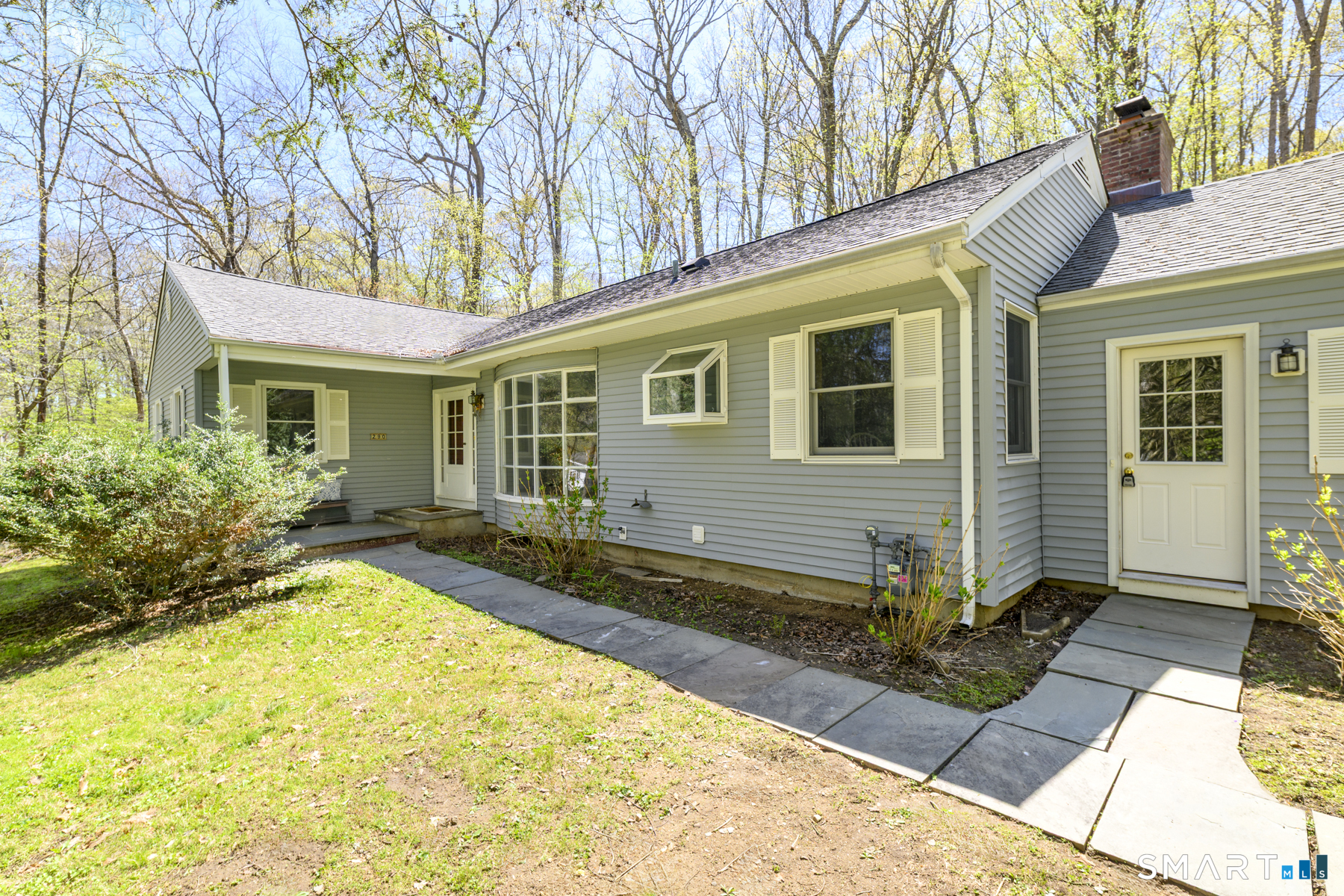 290 Red Fox Road Stamford, CT 06903 - Photo 1 of 1 Gallery Image 1