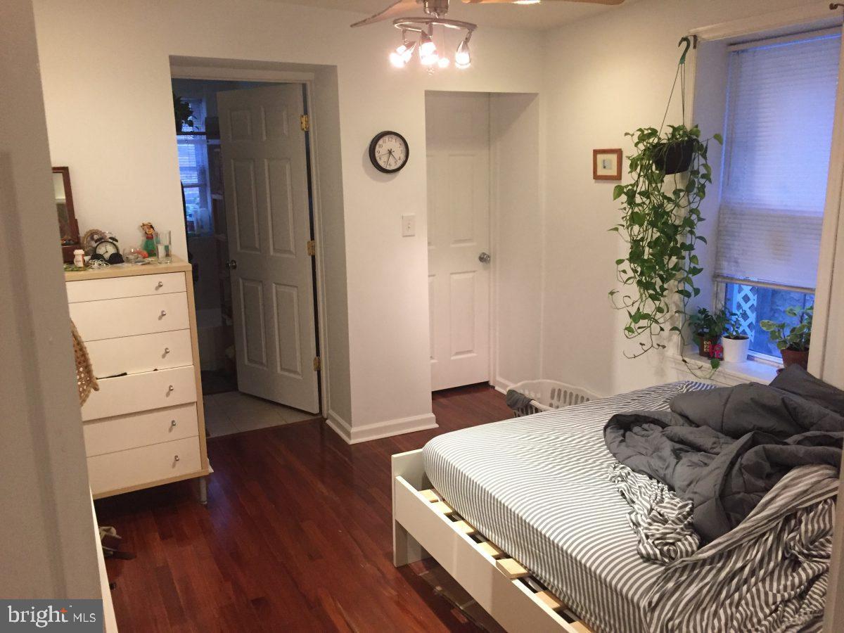 2905 West Girard Avenue Philadelphia, PA 19130 - Photo 3 of 19