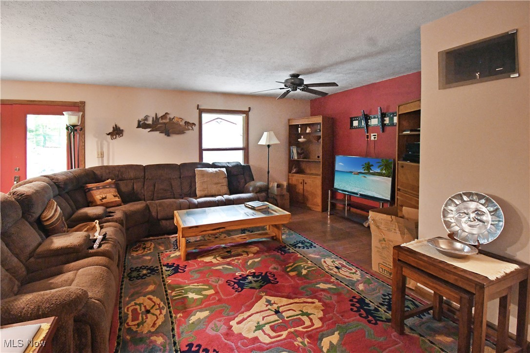 10654 Prouty Road Painesville, OH 44077 - Photo 5 of 12 Gallery Image 5