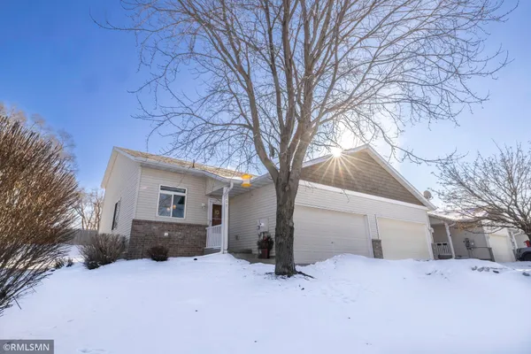 $290,300 | 209 Pine Street, Cannon Falls, MN 55009