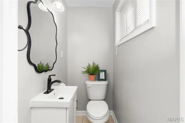 $285,000 | 1759 Roth Hill Drive, Maryland Heights, MO 63043