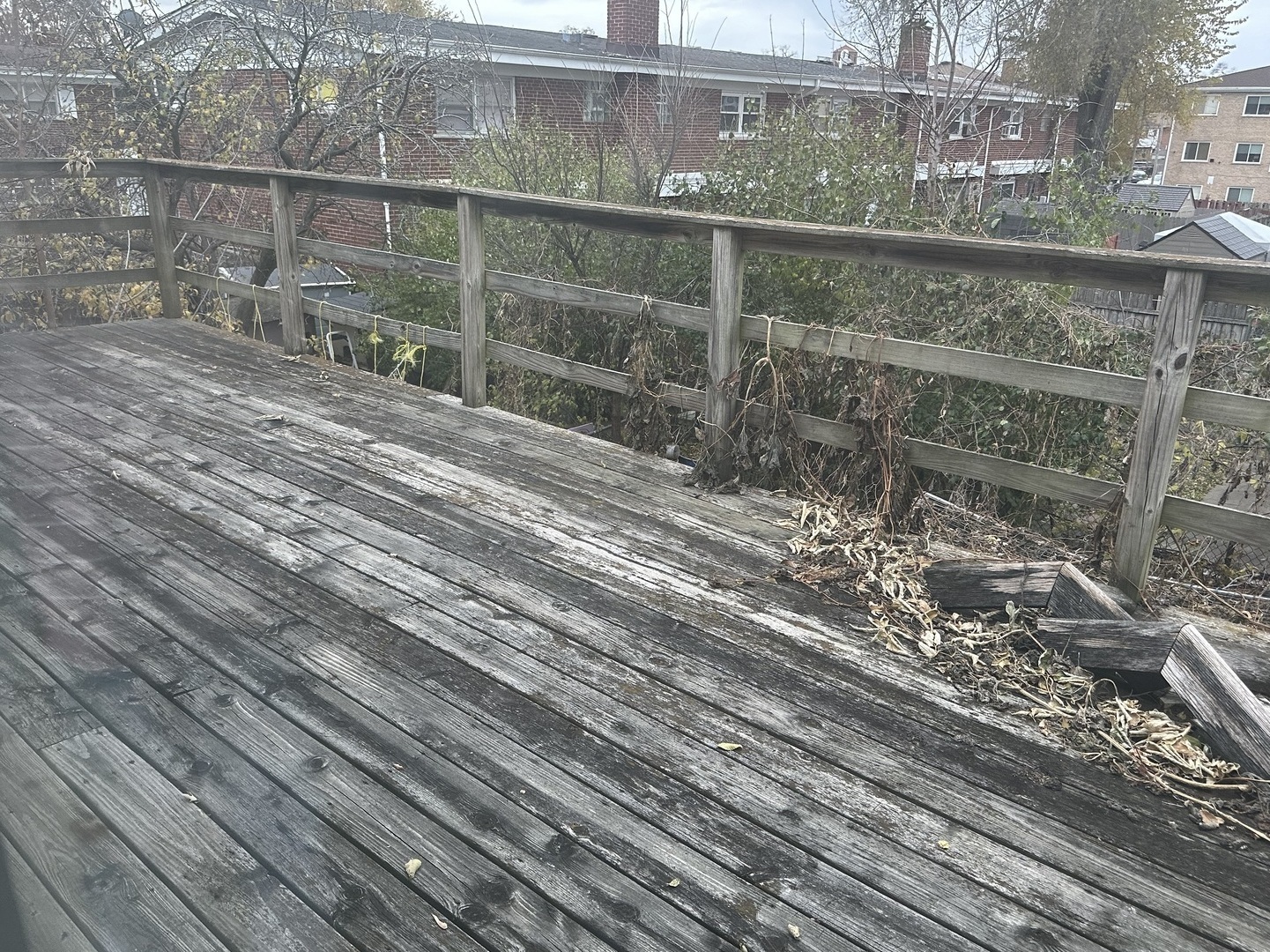 8820 Robin Drive Des Plaines, IL 60016 - Photo 10 of 10 a view of a balcony