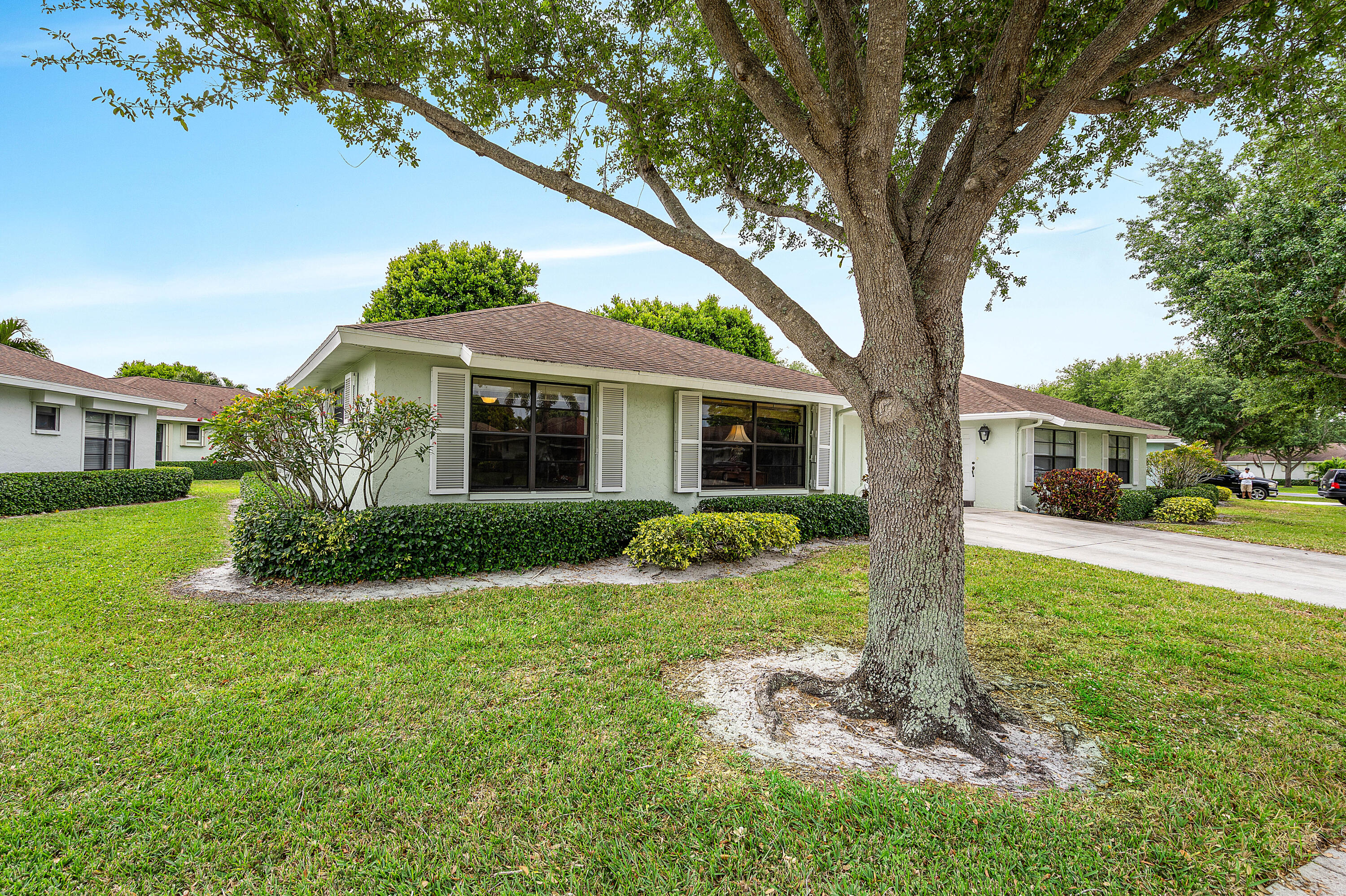 4350 Pear Tree Circle, Unit A Boynton Beach, FL 33436 - Photo 3 of 30 Front View