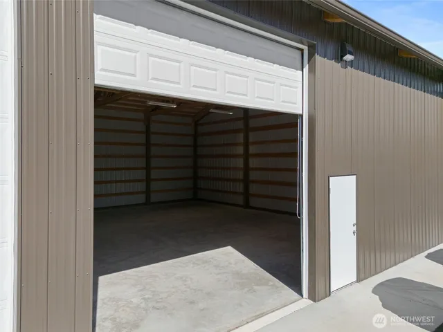 a view of walk in closet