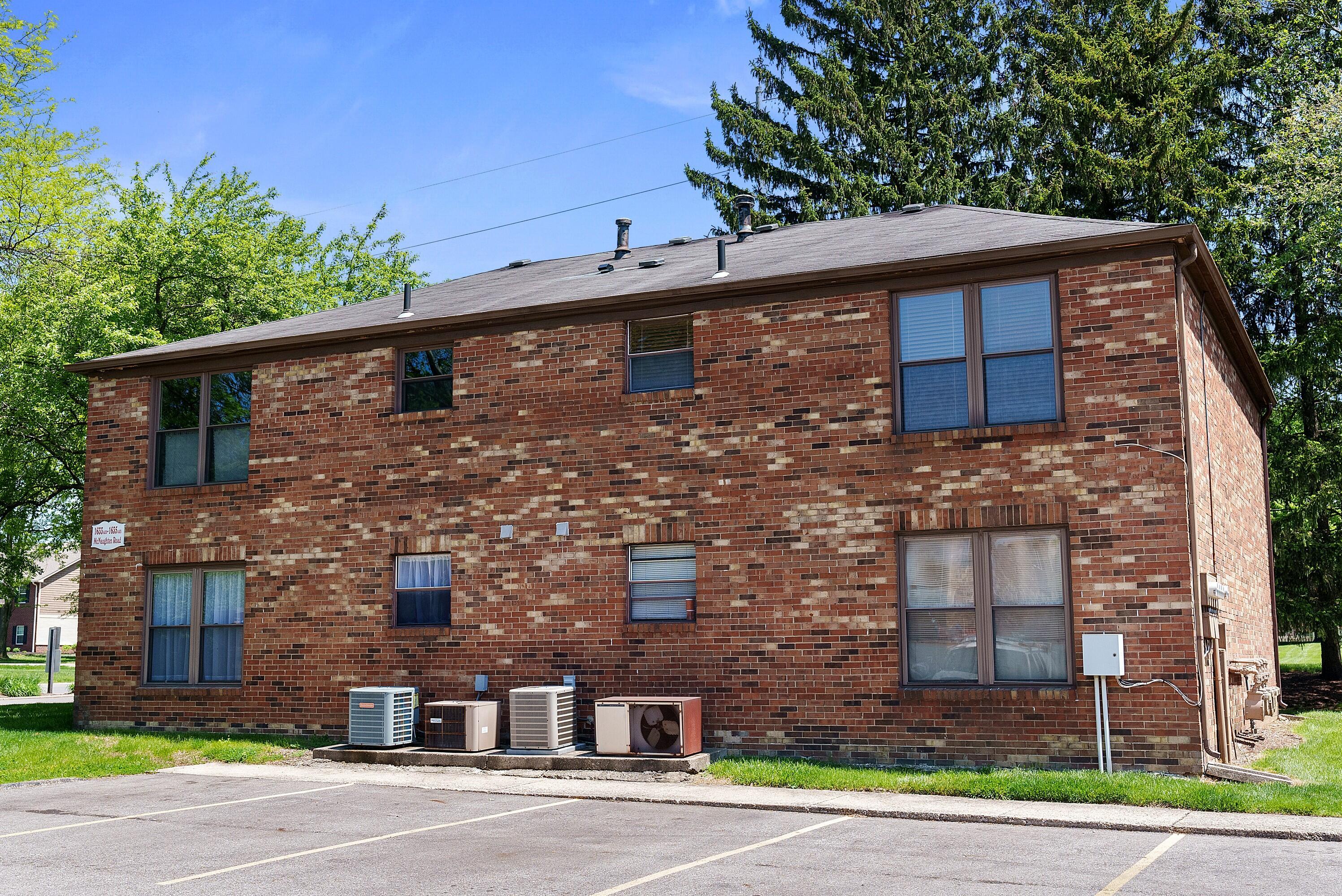 1633 McNaughten Road, Unit 1633A Columbus, OH 43232 - Photo 2 of 21 DSC00956