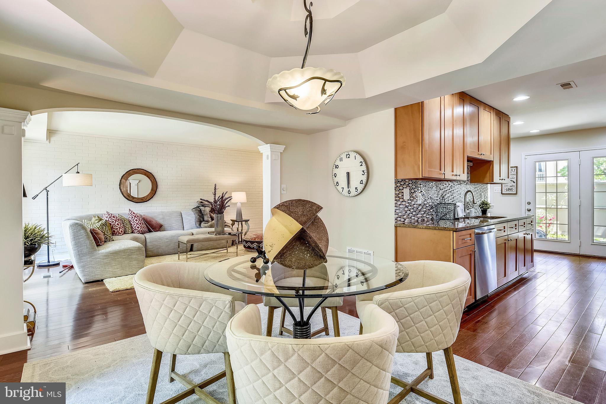 5260 Pooks Hill Road, Unit B8 Bethesda, MD 20814 - Photo 16 of 49 Dining Room