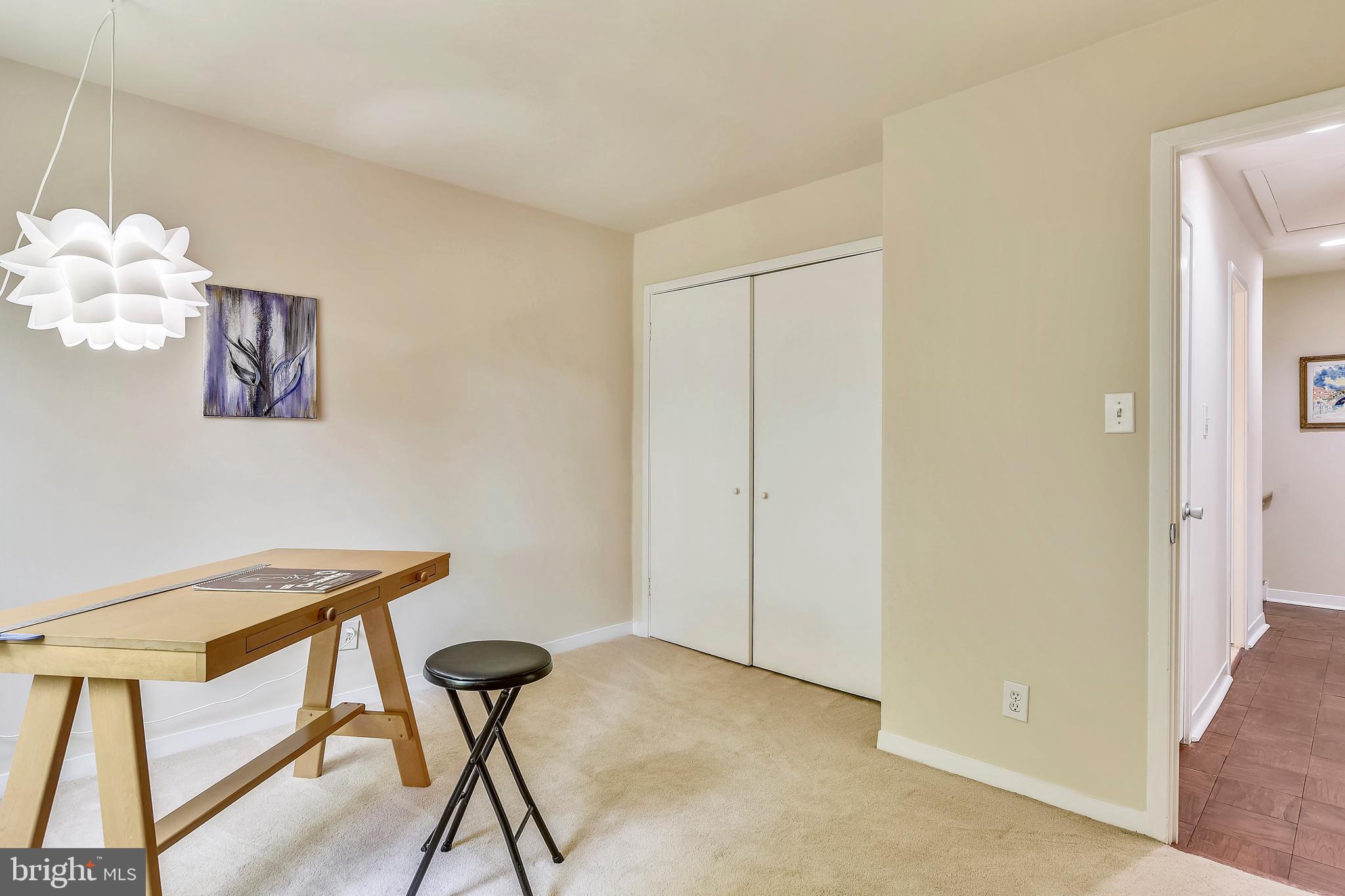 5260 Pooks Hill Road, Unit B8 Bethesda, MD 20814 - Photo 29 of 49 Bedroom #3