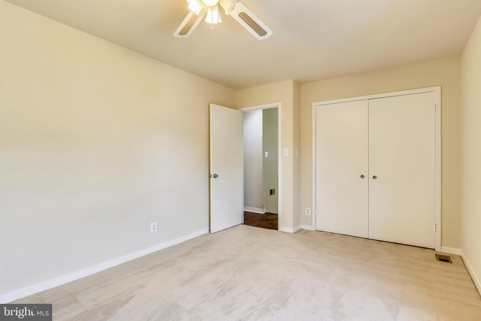 5260 Pooks Hill Road, Unit B8 Bethesda, MD 20814 - Photo 32 of 49 Bedroom #2