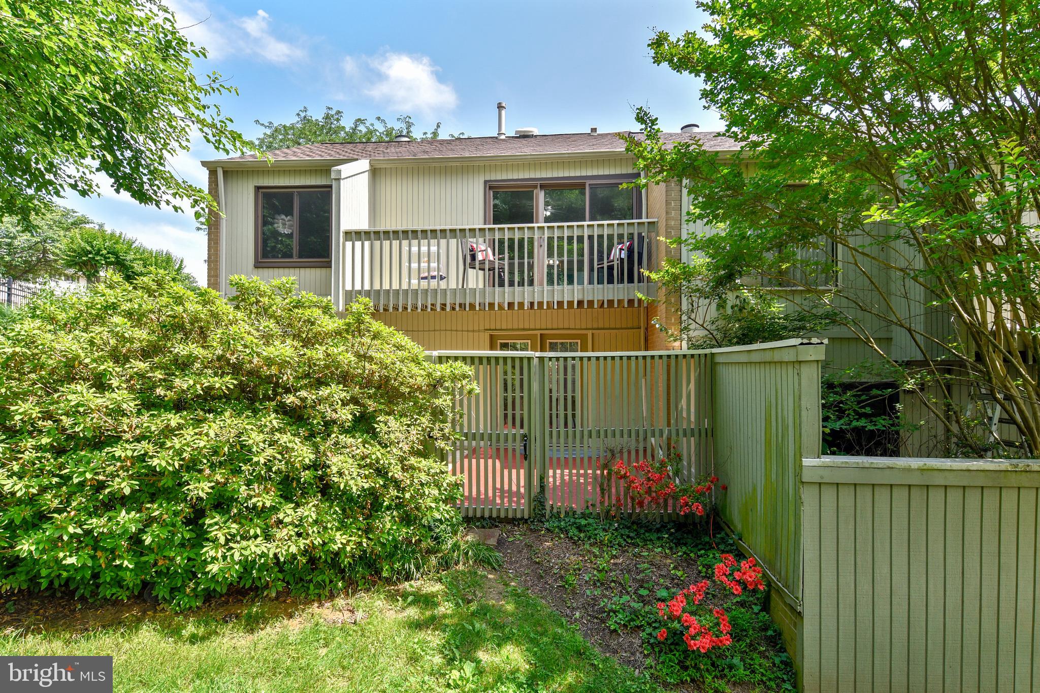 5260 Pooks Hill Road, Unit B8 Bethesda, MD 20814 - Photo 44 of 49 Rear View