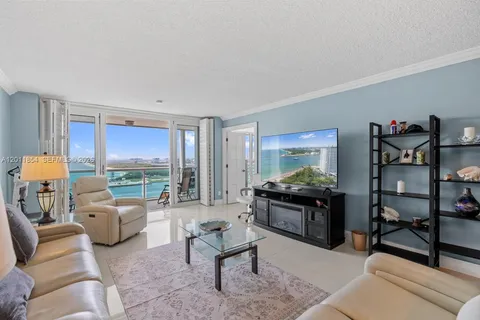$785,000 | 2100 South Ocean Lane, Unit 1704, Fort Lauderdale, FL 33316