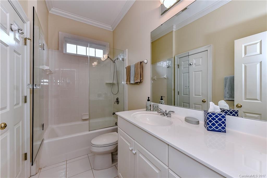 942 Queens Road Charlotte, NC 28207 - Photo 22 of 24 Gallery Image 22