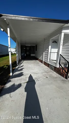 a view of outdoor space