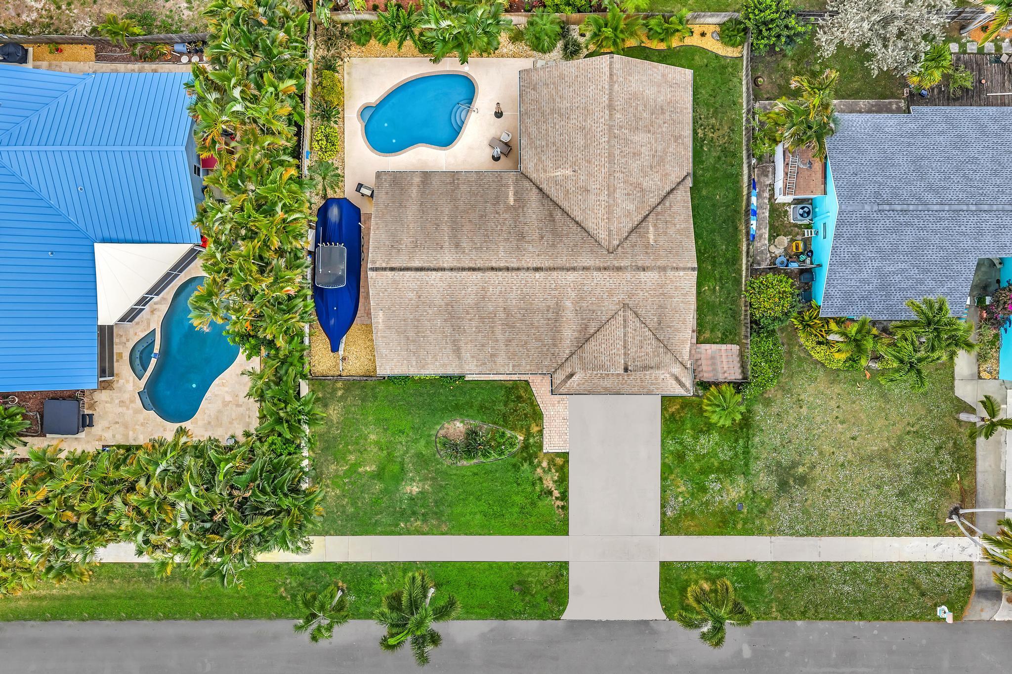 3106 Cormorant Road Delray Beach, FL 33444 - Photo 34 of 45 a view of garden