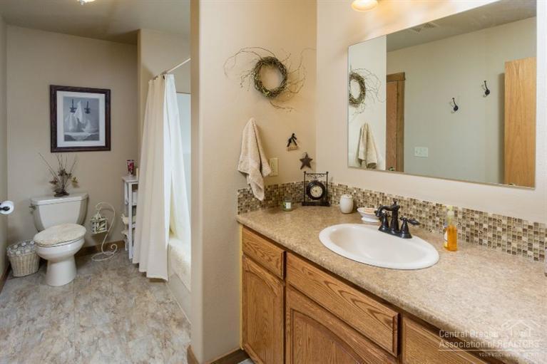 5800 South W Haddock Road Terrebonne, OR 97760 - Photo 15 of 25 Additional Photo