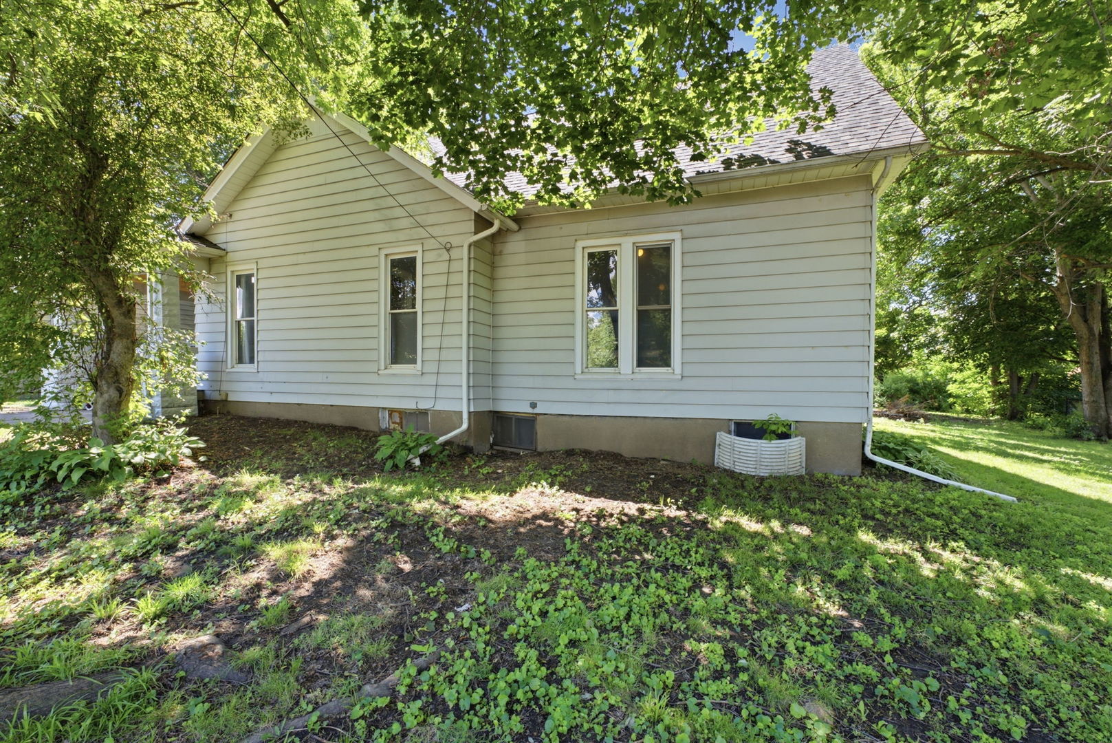 908 4th Street Orion, IL 61273 - Photo 4 of 27