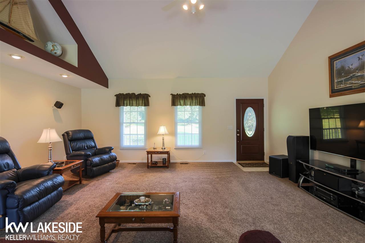 465 Mack Road Leonard, MI 48367 - Photo 25 of 84 50049808-24.JPG