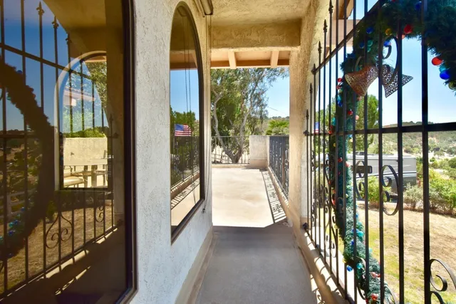 $1,995,000 | 1924 Surrey Way, Paso Robles, CA 93446