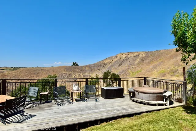 $1,995,000 | 1924 Surrey Way, Paso Robles, CA 93446