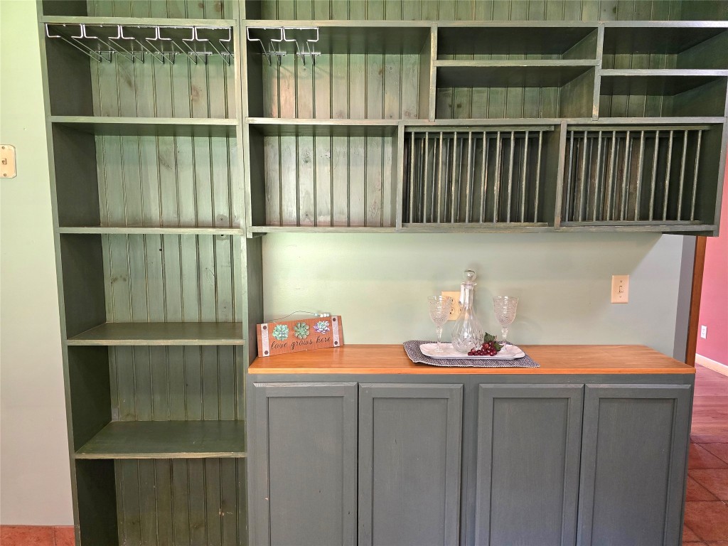 105 Poplar Hill Road Binghamton, NY 13901 - Photo 8 of 41