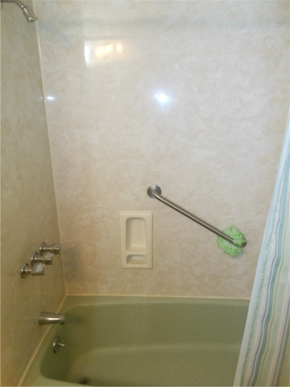 57 Moosup Valley Road Foster, RI 02825 - Photo 24 of 48 1ST FLOOR BATH
