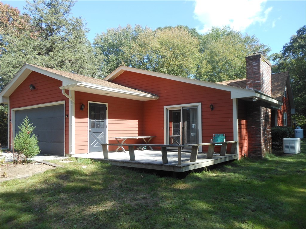 57 Moosup Valley Road Foster, RI 02825 - Photo 4 of 48 EXTERIOR RIGHT SIDE
