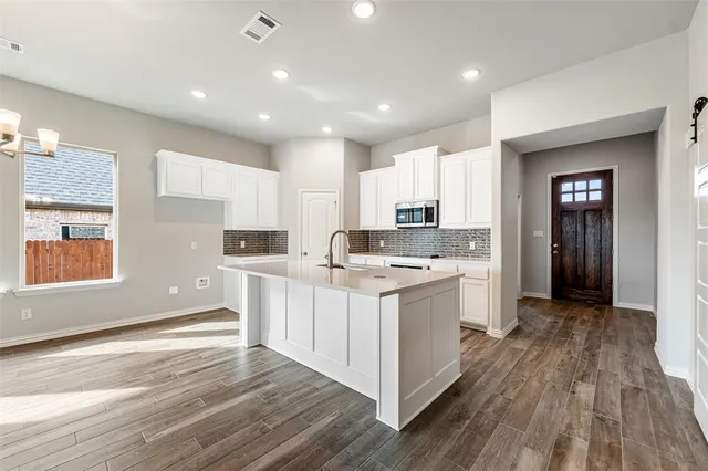 $484,900 | 532 Mitchell Boulevard, Weatherford, TX 76087