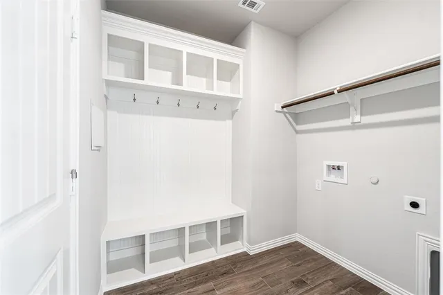 $484,900 | 532 Mitchell Boulevard, Weatherford, TX 76087