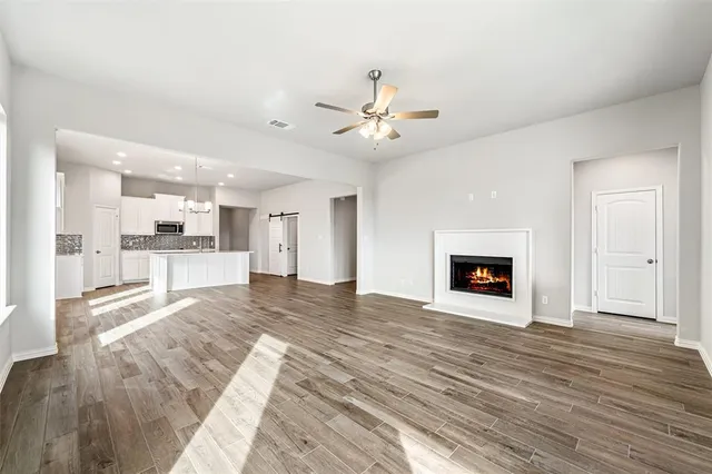 $484,900 | 532 Mitchell Boulevard, Weatherford, TX 76087