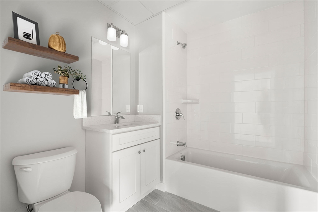 596 North, Unit 102 Stoneham, MA 02180 - Photo 5 of 6