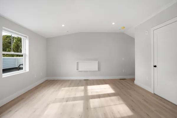 $2,700 | 186 Bedford Street, Unit 210, Lexington, MA 02420