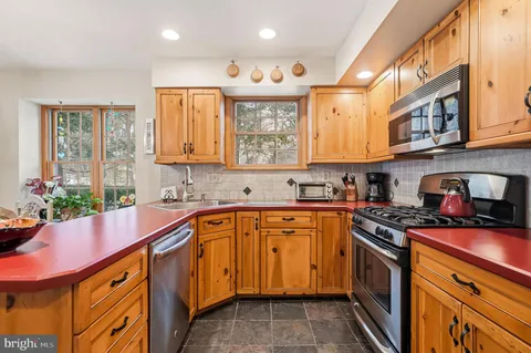 $750,000 | 47 Tenby Chase Drive, Voorhees, NJ 08043