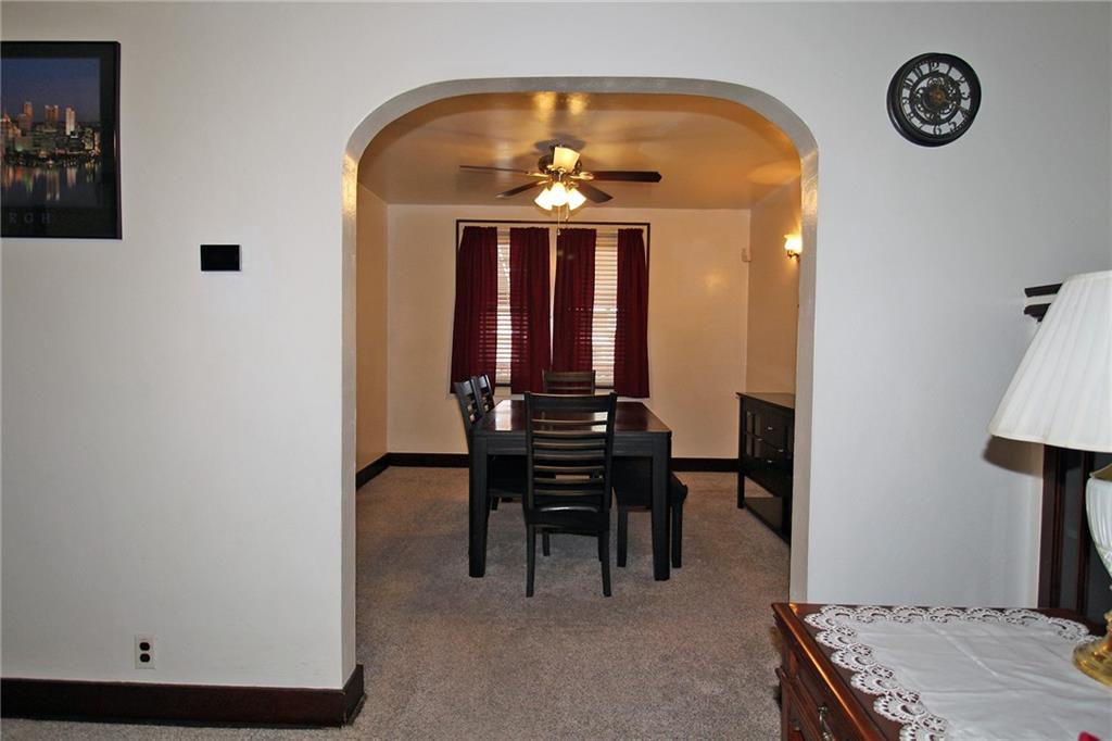 207 East Garden Road Pittsburgh, PA 15227 - Photo 6 of 37