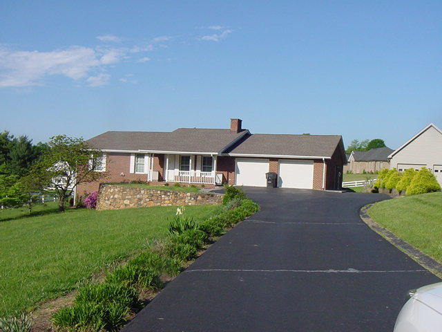 850 Paint Bank Road Salem, VA 24153 - Photo 4 of 5 front4