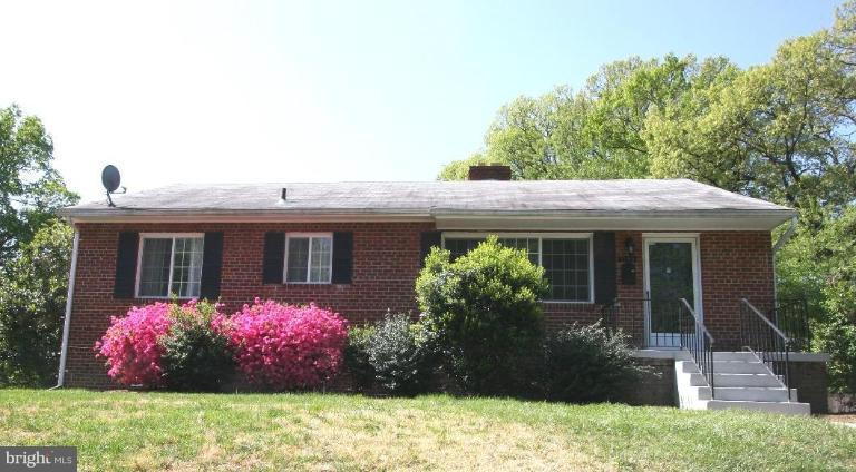 7100 27th Road North Arlington, VA 22213 - Photo 1 of 20 Exterior (Main)