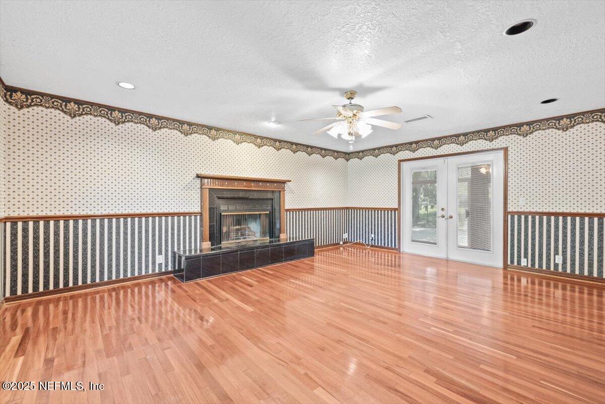 11447 Bridges Road Jacksonville, FL 32218 - Photo 11 of 48 Living Room