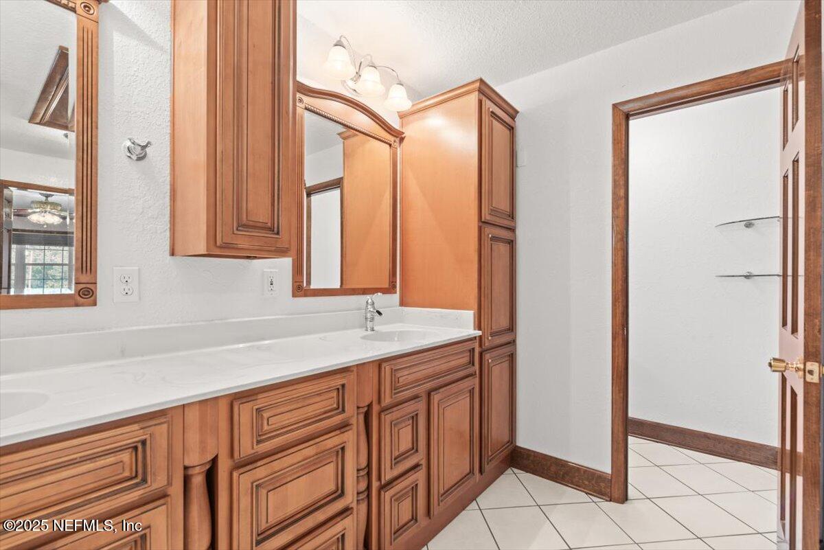 11447 Bridges Road Jacksonville, FL 32218 - Photo 31 of 48 Bathroom