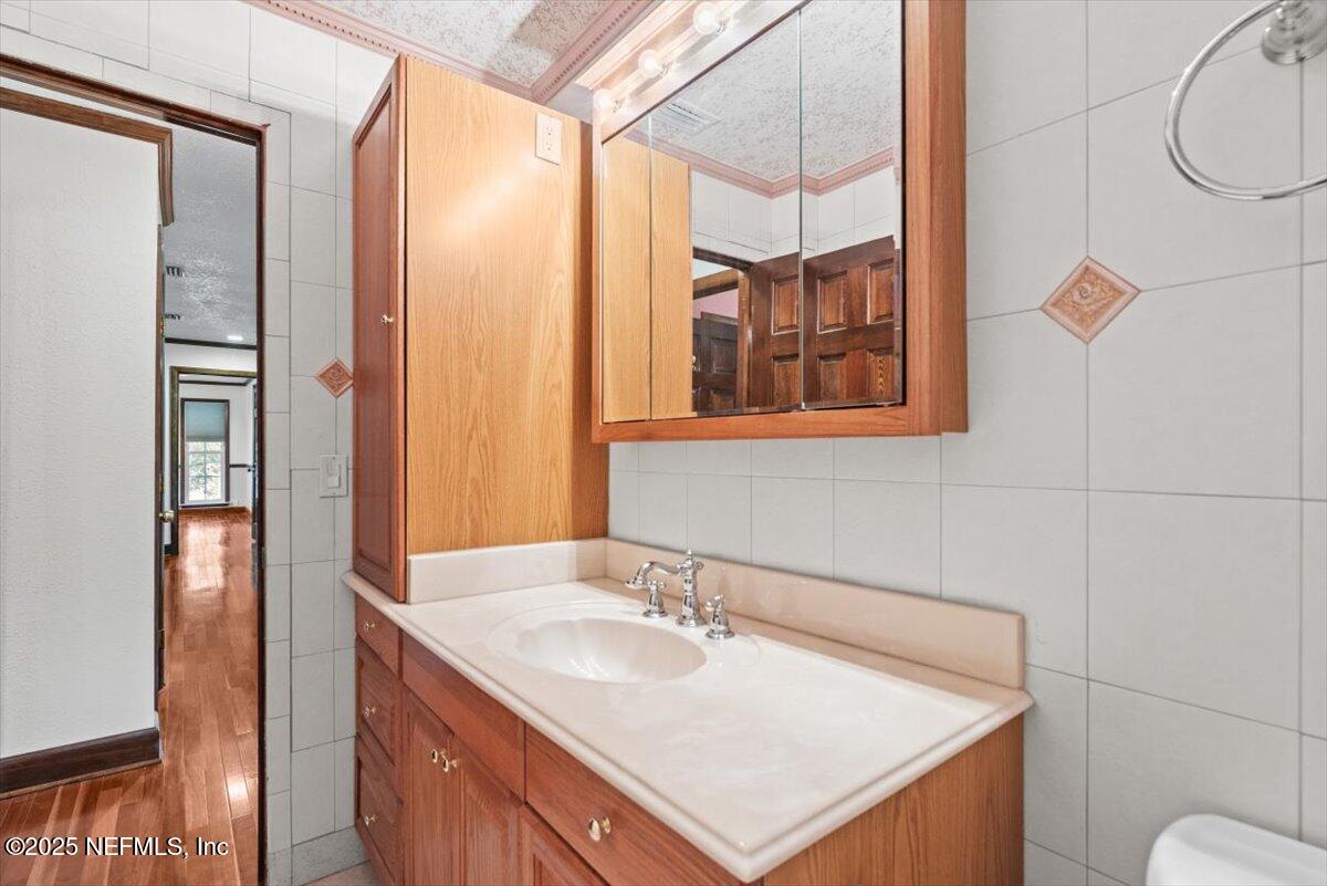 11447 Bridges Road Jacksonville, FL 32218 - Photo 36 of 48 Bathroom