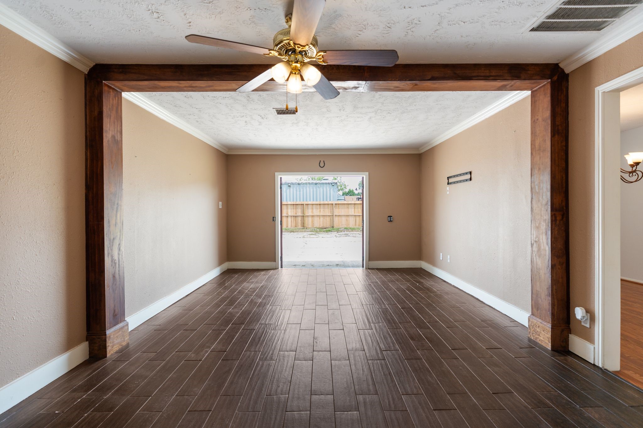 15602 Lillja Road Houston, TX 77060 - Photo 21 of 27 Large Flex Room