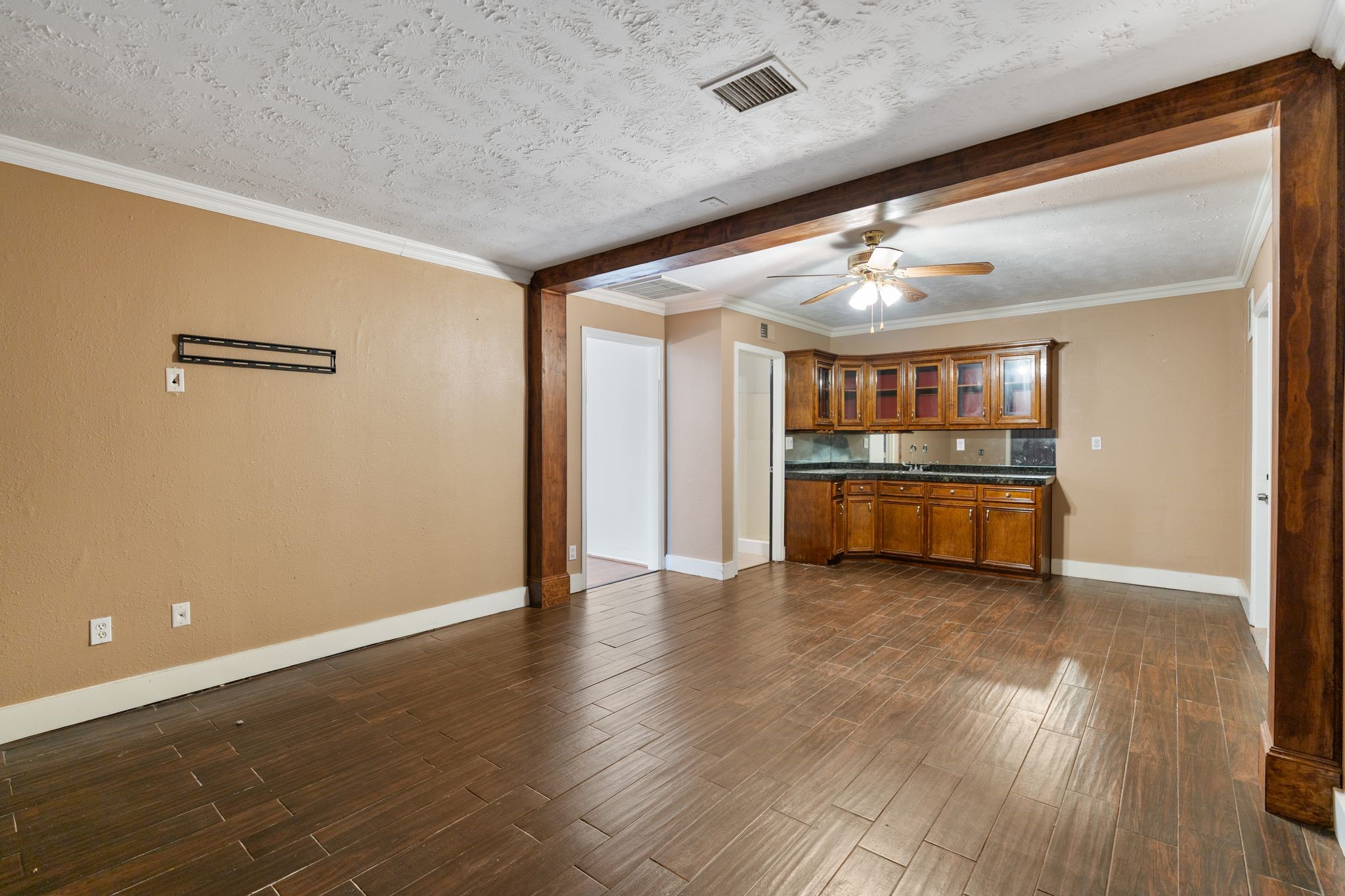 15602 Lillja Road Houston, TX 77060 - Photo 23 of 27 Large Flex Room