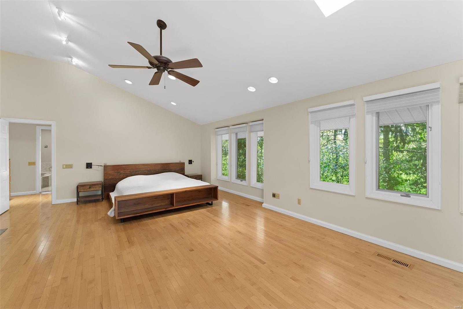 44 South Spoede Road St. Louis, MO 63141 - Photo 29 of 62 Gallery Image 29