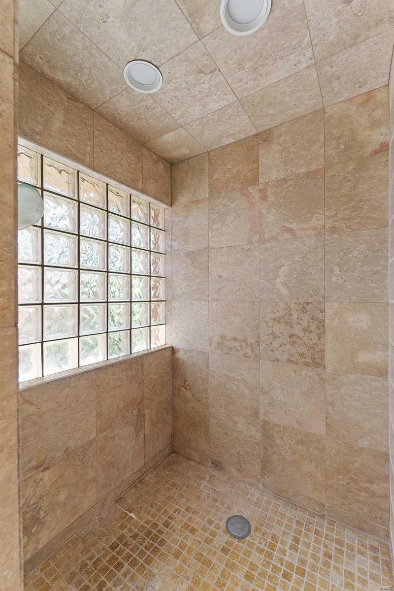 44 South Spoede Road St. Louis, MO 63141 - Photo 34 of 62 Gallery Image 34