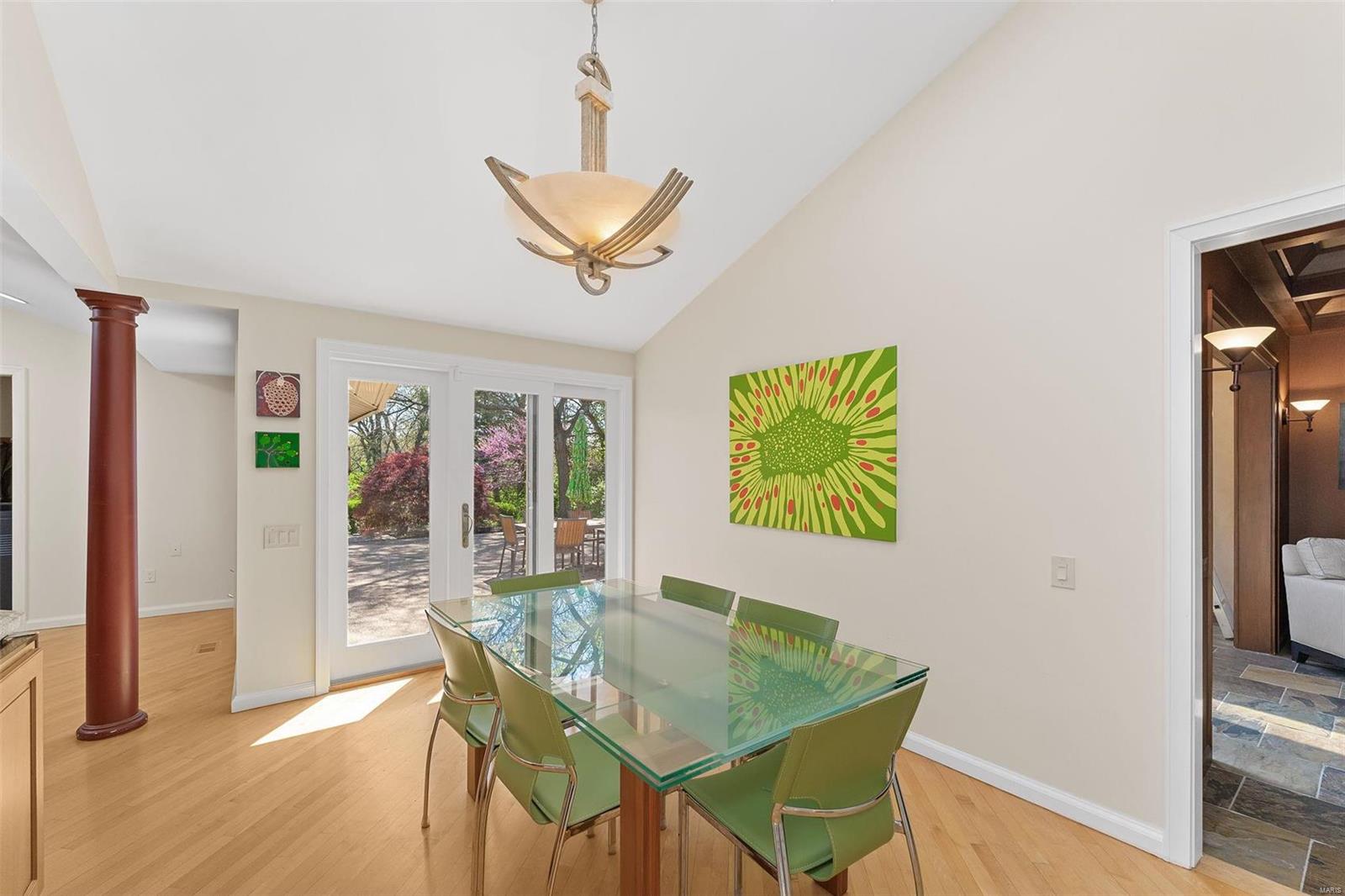 44 South Spoede Road St. Louis, MO 63141 - Photo 10 of 62 Gallery Image 10