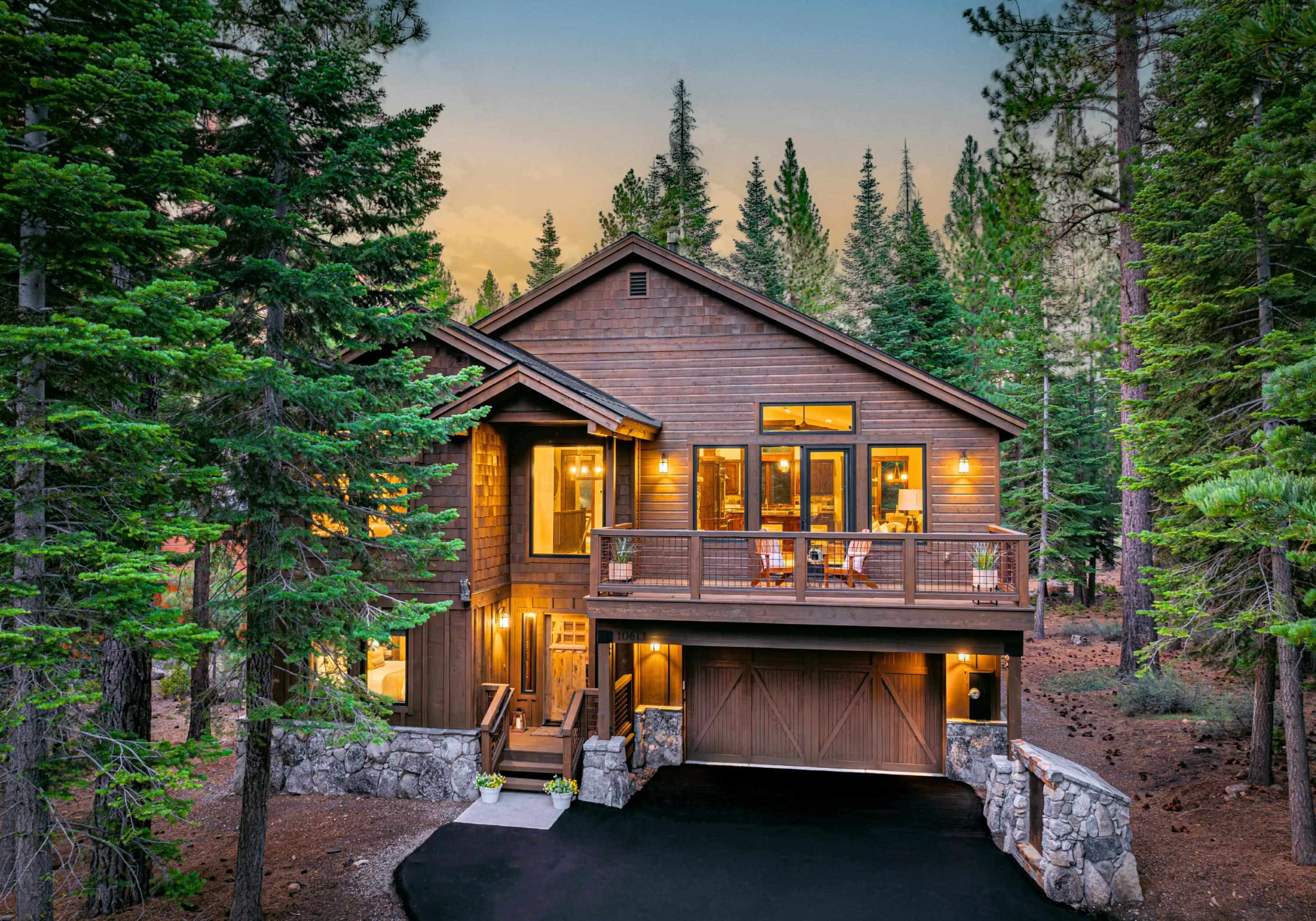 a view of an outdoor sitting area with brick walls