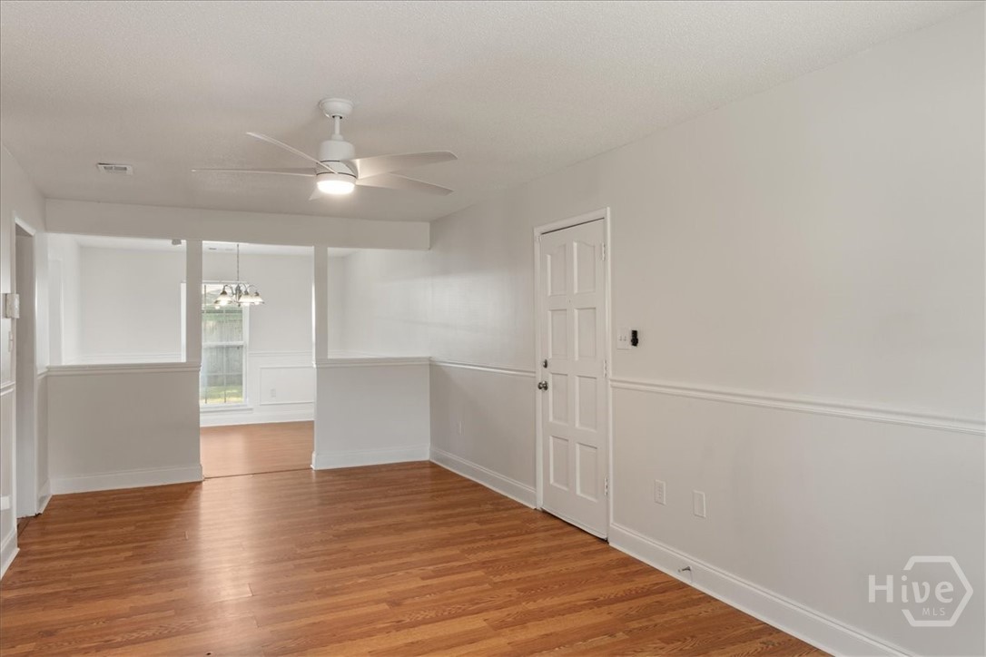 128 Walz Circle Savannah, GA 31404 - Photo 6 of 31