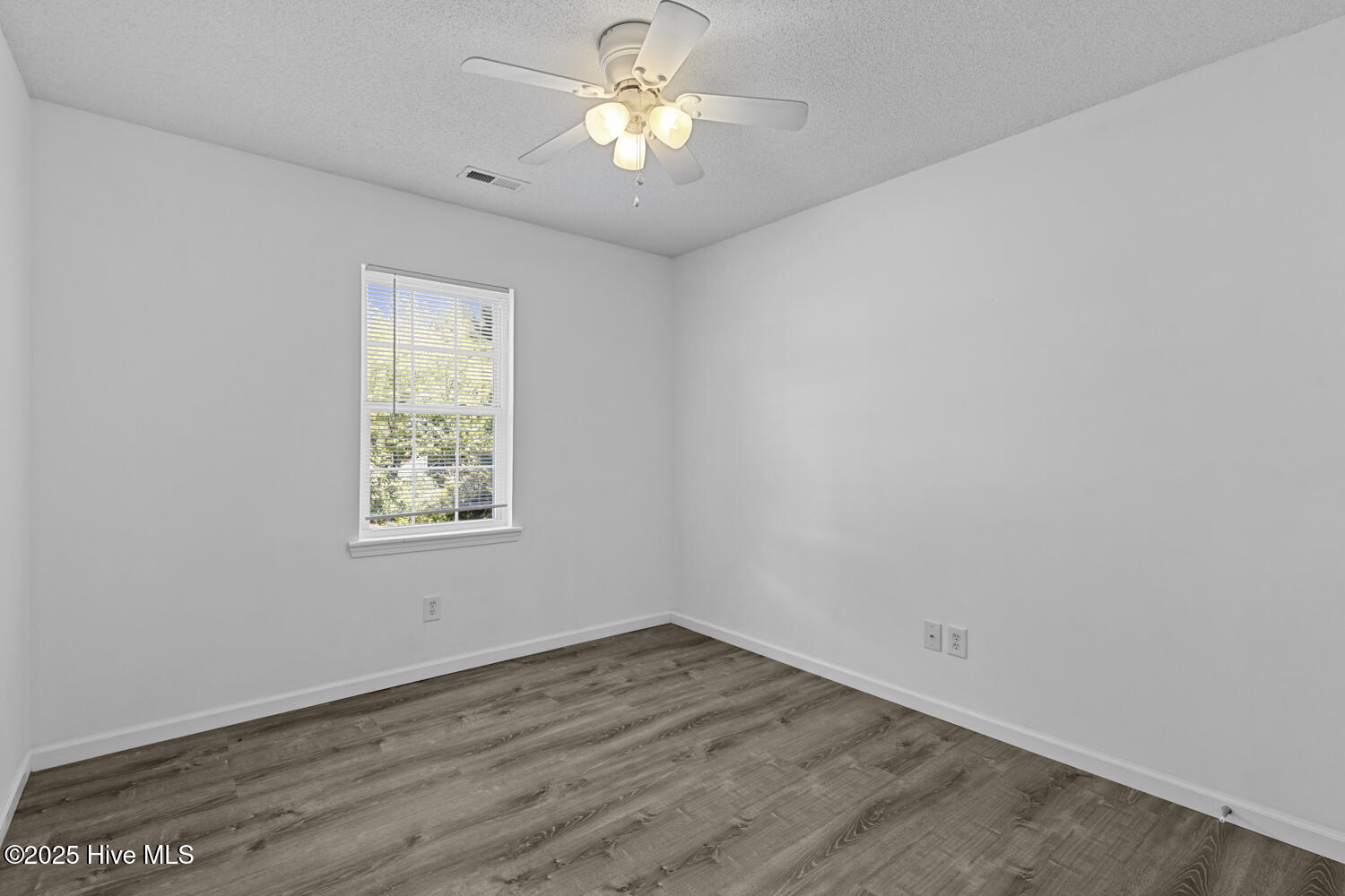 102 Freeport Court Hubert, NC 28539 - Photo 15 of 27 freeport-15